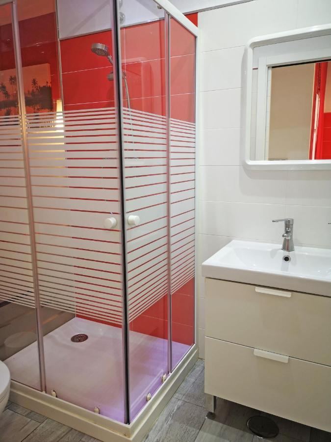 Conil Red-Black Apartment Conil De La Frontera Buitenkant foto
